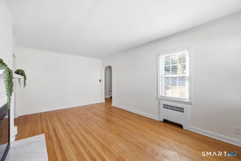 46 Crosshill Road West Hartford CT 06107