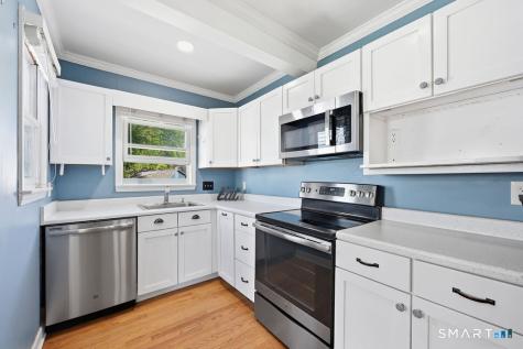46 Crosshill Road West Hartford CT 06107