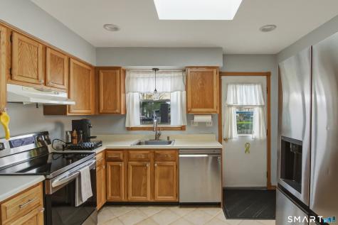 81 Dodd Avenue Bridgeport CT 06606