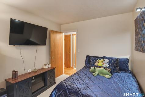 81 Dodd Avenue Bridgeport CT 06606