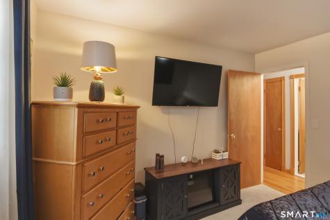 81 Dodd Avenue Bridgeport CT 06606