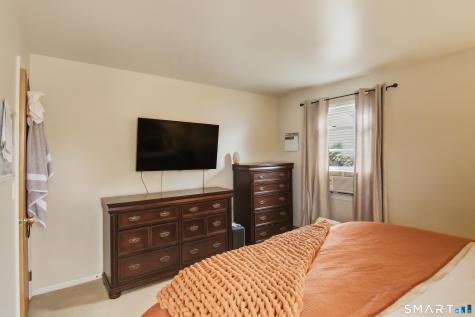 81 Dodd Avenue Bridgeport CT 06606