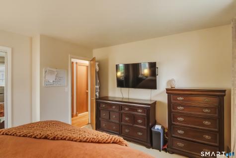 81 Dodd Avenue Bridgeport CT 06606