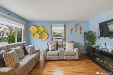 81 Dodd Avenue Bridgeport CT 06606