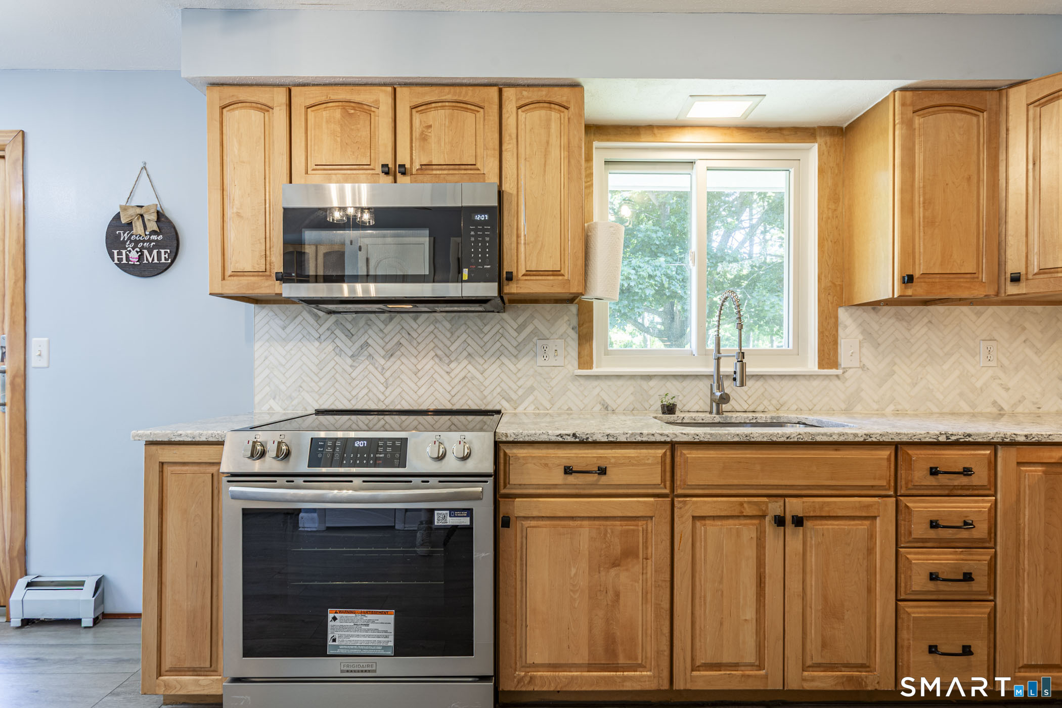 50 Horizon Circle South Windsor CT 06074