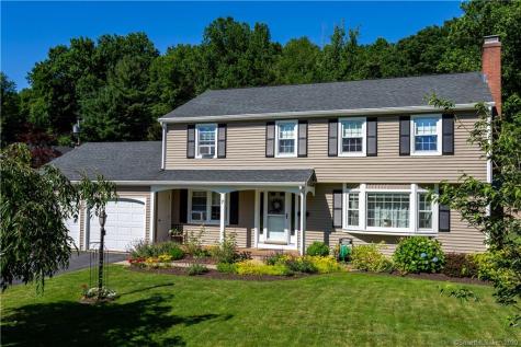 7 Braeburn Road Bristol CT 06010