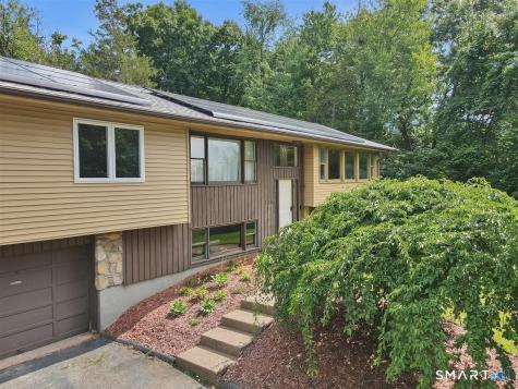 329 Kennedy Road Manchester CT 06042