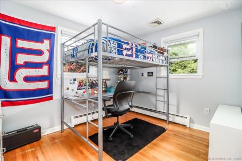 22 Woodview Drive Brookfield CT 06804