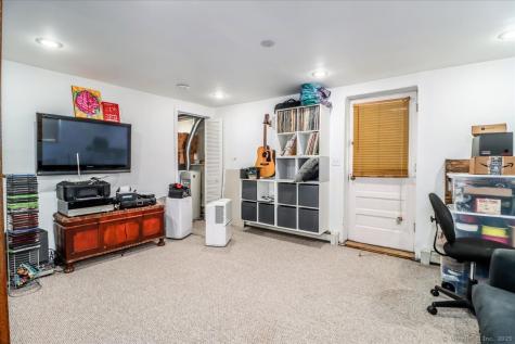 22 Woodview Drive Brookfield CT 06804