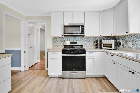 10 Pine Drive Windsor Locks CT 06096