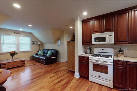 55 Flat Swamp Road Newtown CT 06470