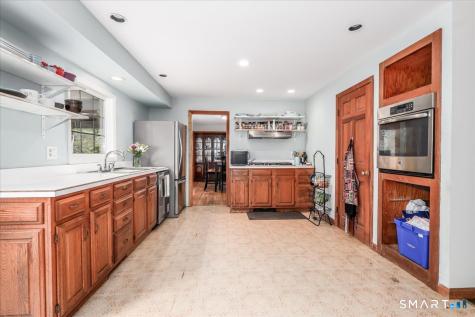 131 Seth Low Mountain Road Ridgefield CT 06877