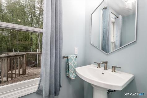 131 Seth Low Mountain Road Ridgefield CT 06877