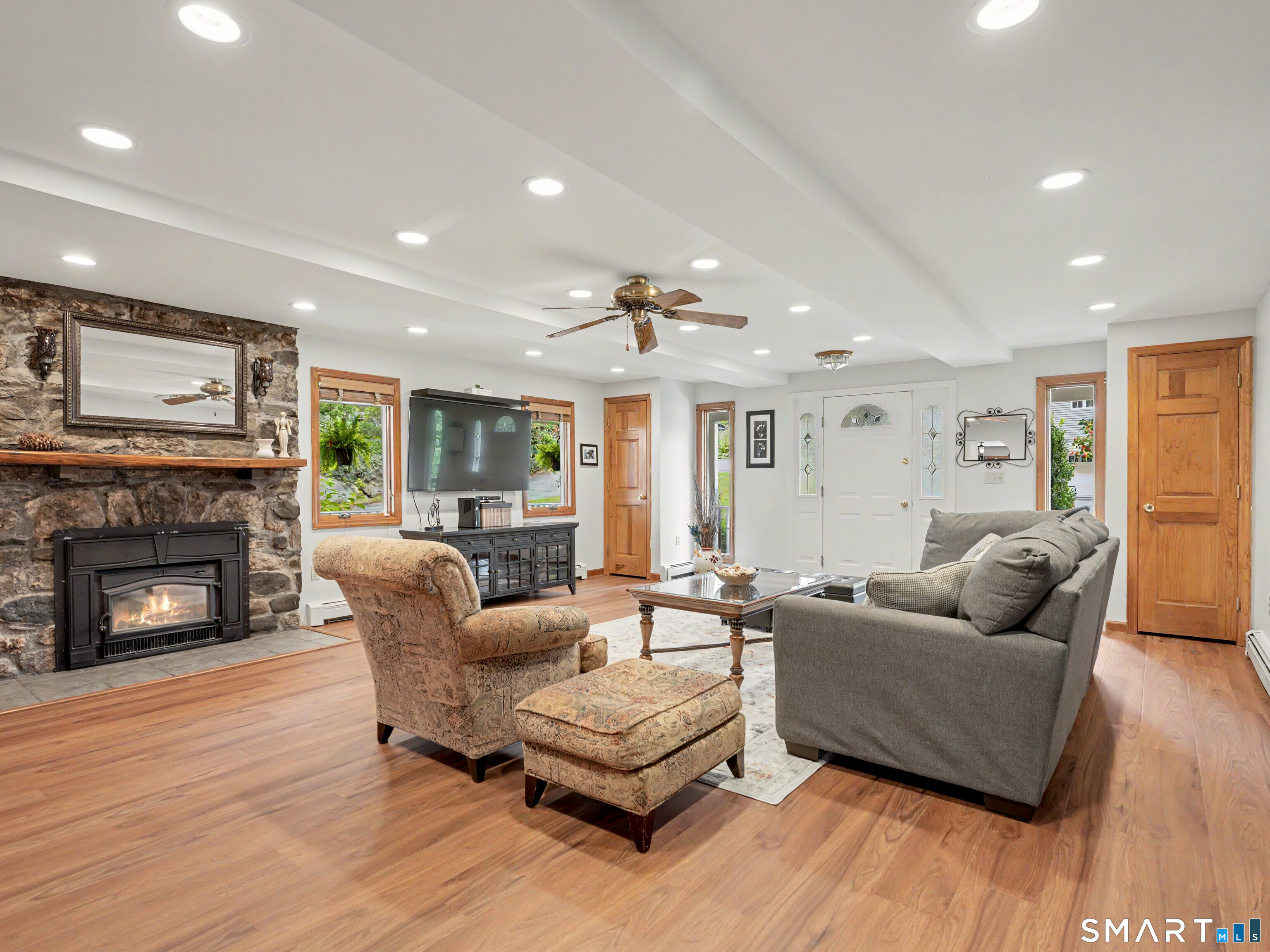 5 Thaddeus Avenue Danbury CT 06811