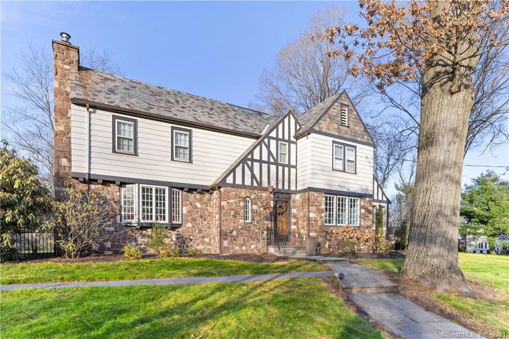 1984 Albany Avenue West Hartford CT 06117
