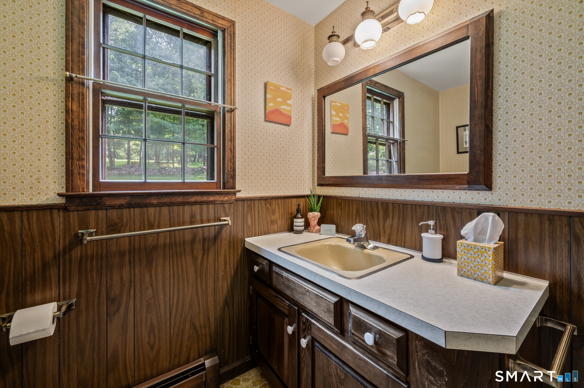 39 Old Carriage Road Portland CT 06480