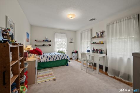 39 Old Carriage Road Portland CT 06480