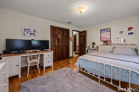 39 Old Carriage Road Portland CT 06480