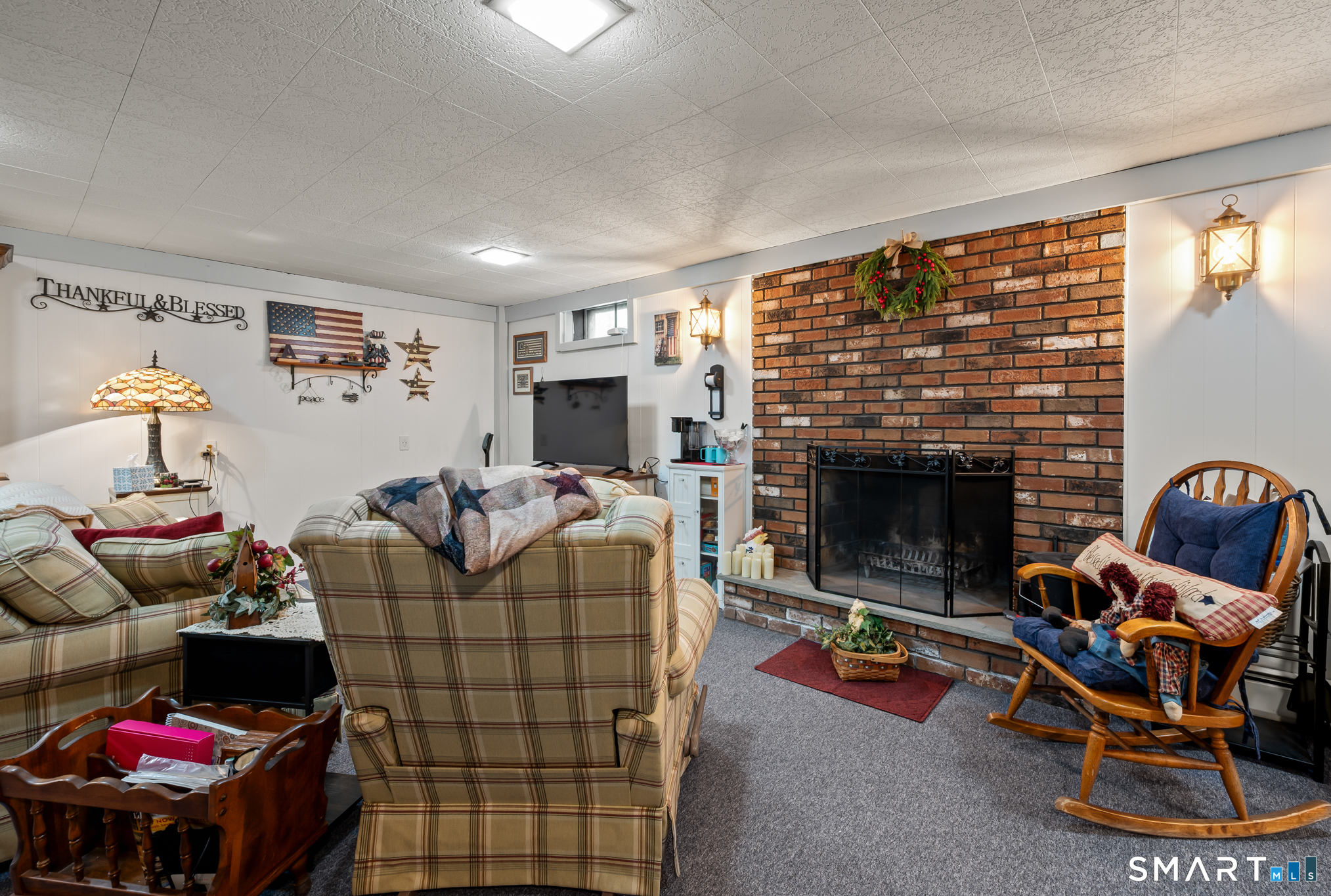 39 Old Carriage Road Portland CT 06480