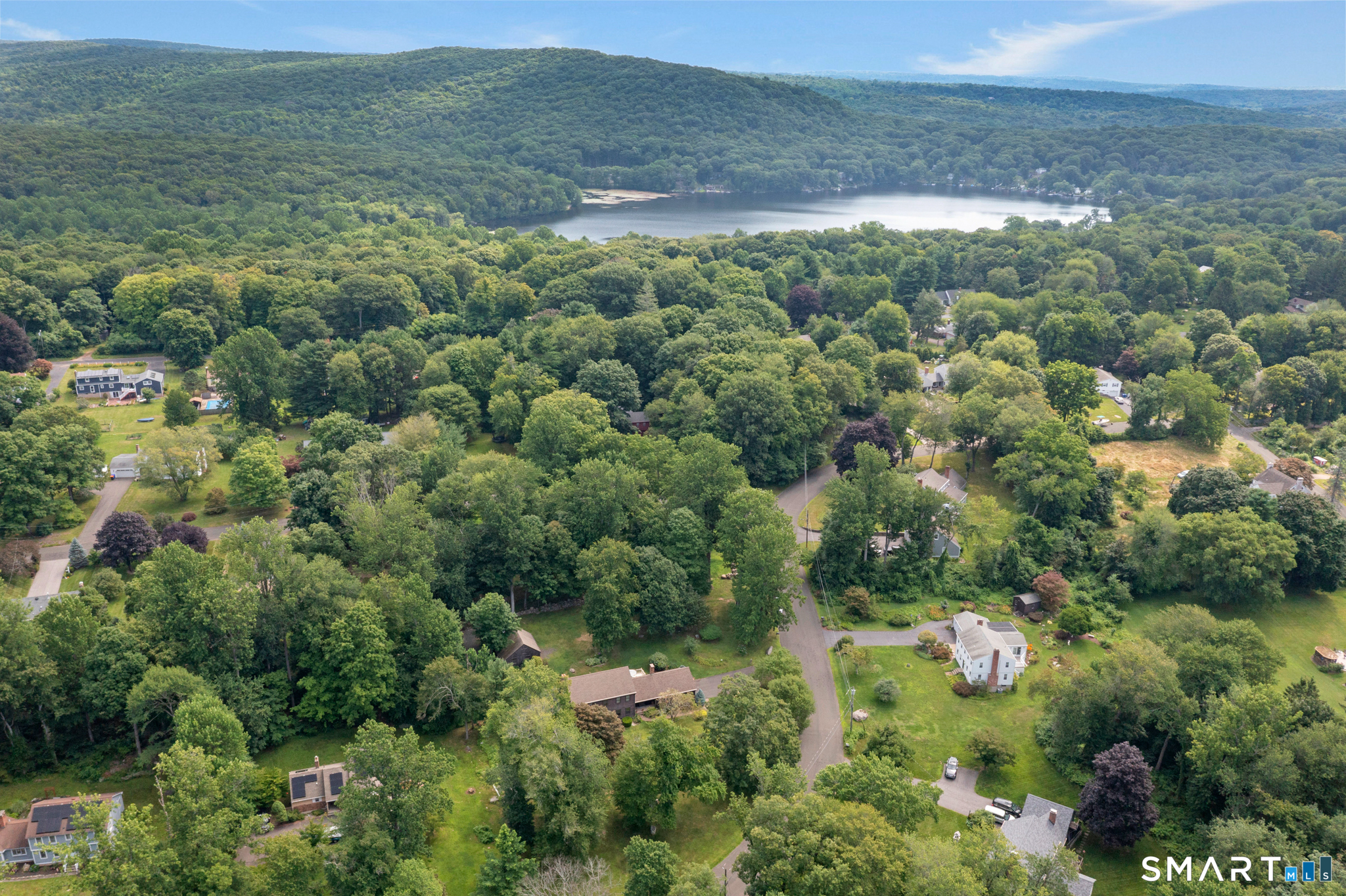 39 Old Carriage Road Portland CT 06480