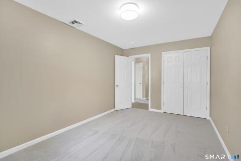 40 Kathleen Way Manchester CT 06042