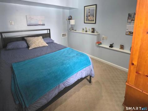 18 North Lake Shore Drive Brookfield CT 06804