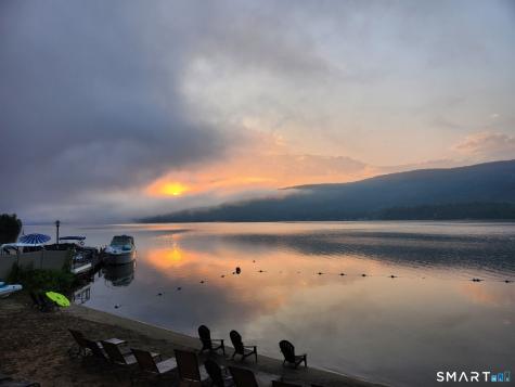 18 North Lake Shore Drive Brookfield CT 06804