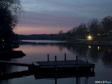 18 North Lake Shore Drive Brookfield CT 06804