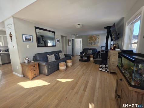 18 North Lake Shore Drive Brookfield CT 06804