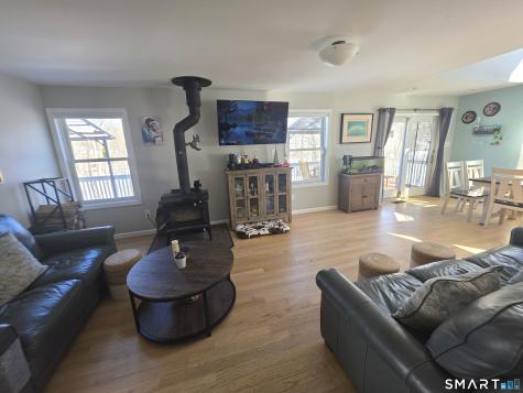 18 North Lake Shore Drive Brookfield CT 06804