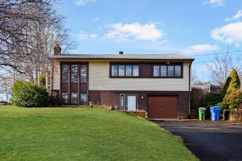 15 Winthrop Boulevard Cromwell CT 06416