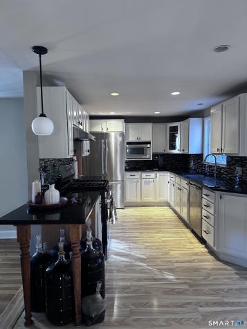 23 Richmond Hill Road Norwalk CT 06851
