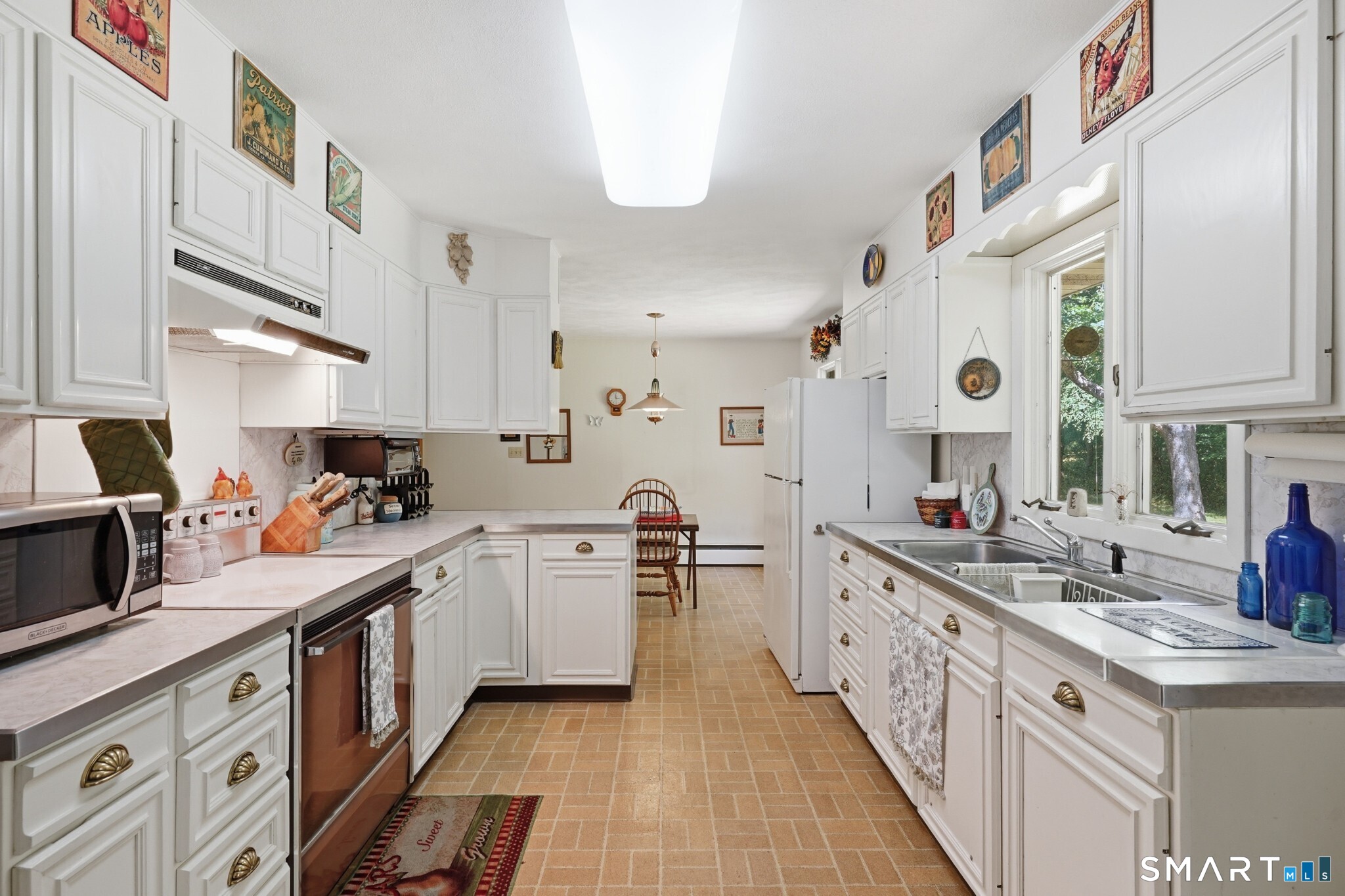 588 Pendleton Hill Road North Stonington CT 06359