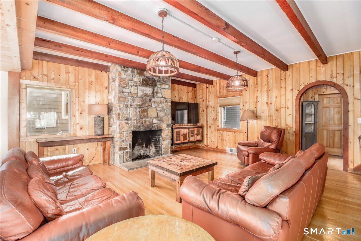 19 Cedar Drive Danbury CT 06811