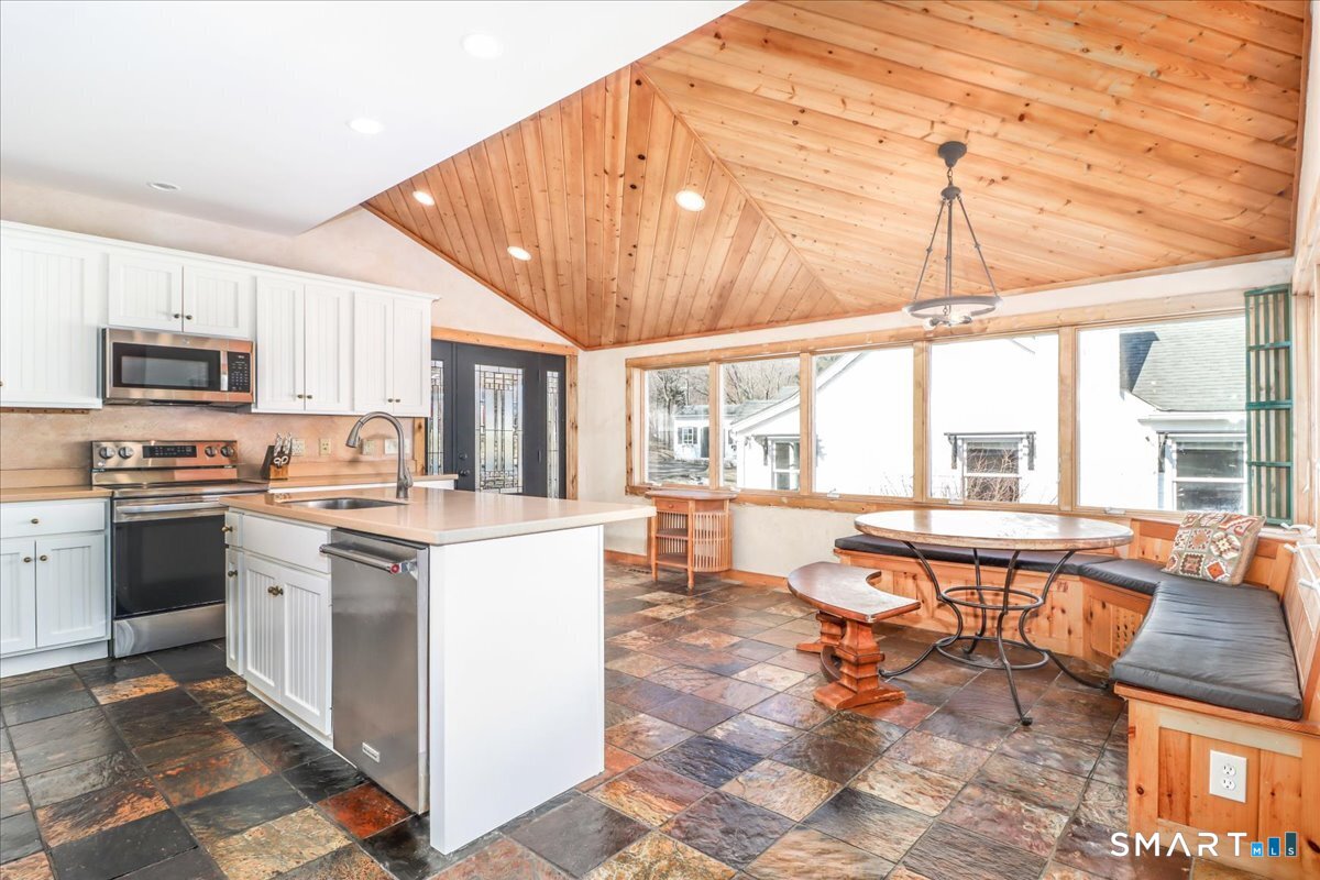 19 Cedar Drive Danbury CT 06811