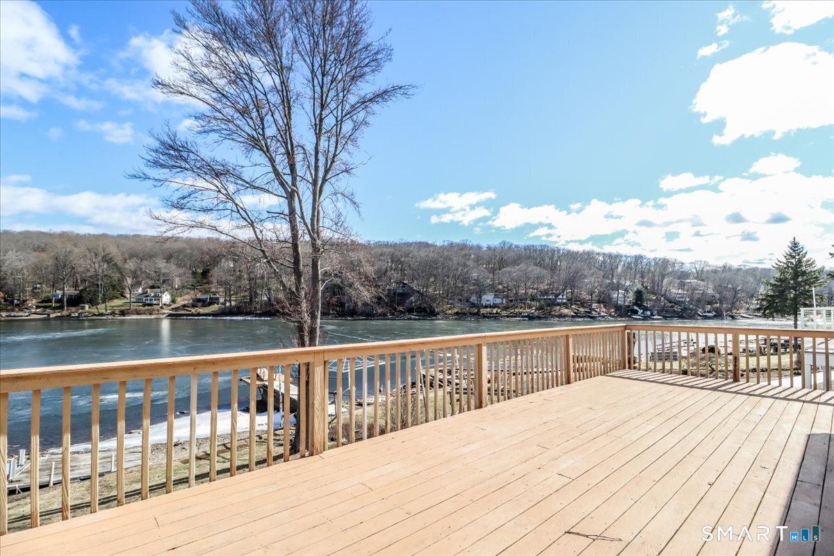 19 Cedar Drive Danbury CT 06811