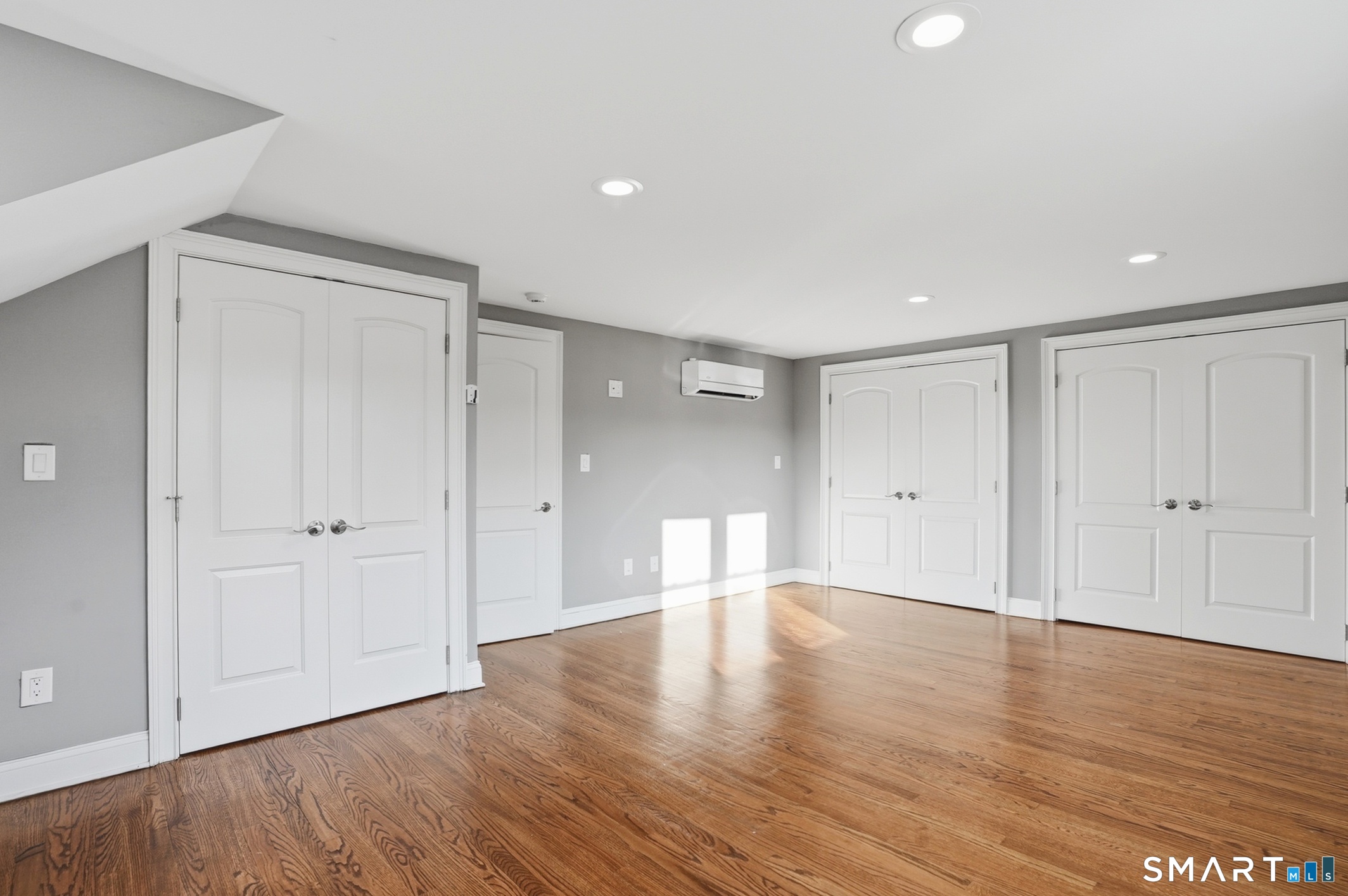 12 Longmeadow Drive Wolcott CT 06716