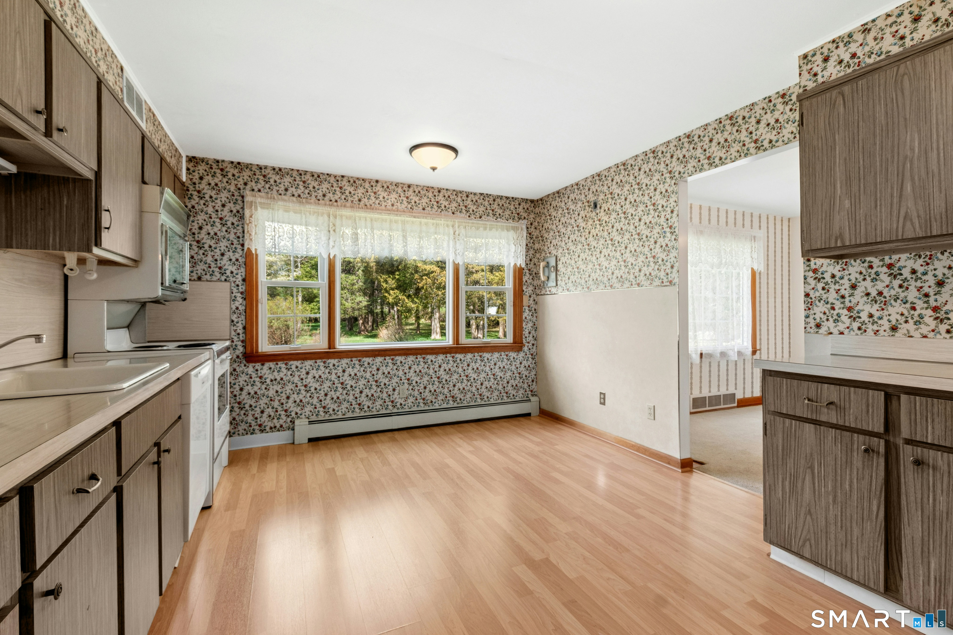 2010 North Street Fairfield CT 06824