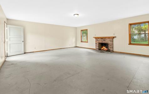 2010 North Street Fairfield CT 06824