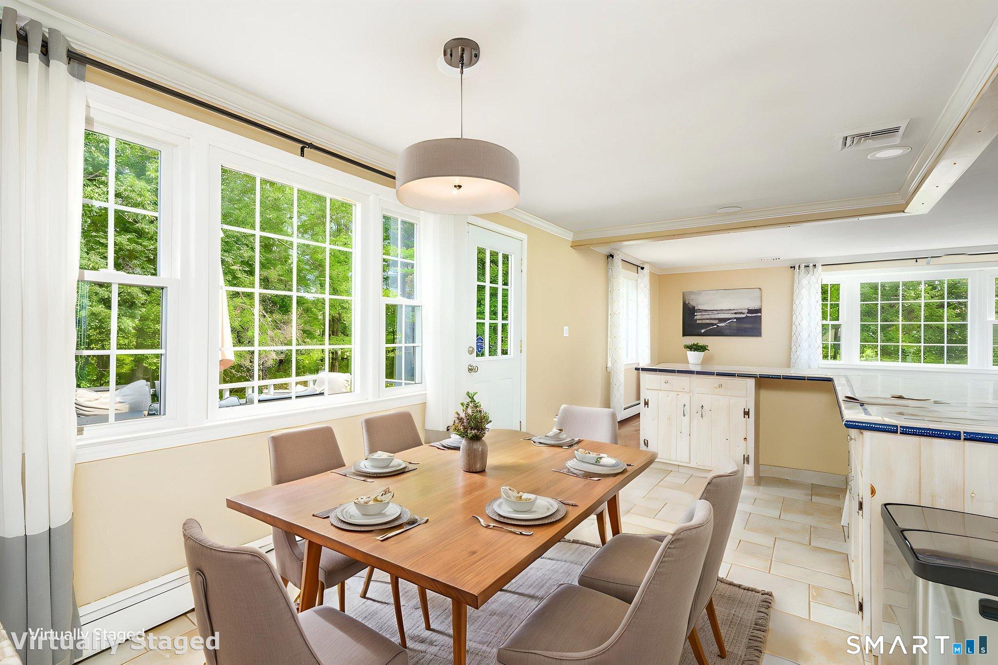 4 Lenora Drive Simsbury CT 06092