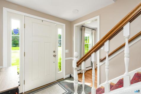 4 Lenora Drive Simsbury CT 06092