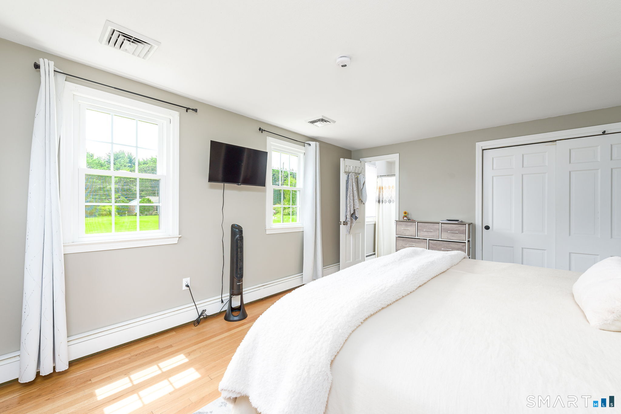 4 Lenora Drive Simsbury CT 06092