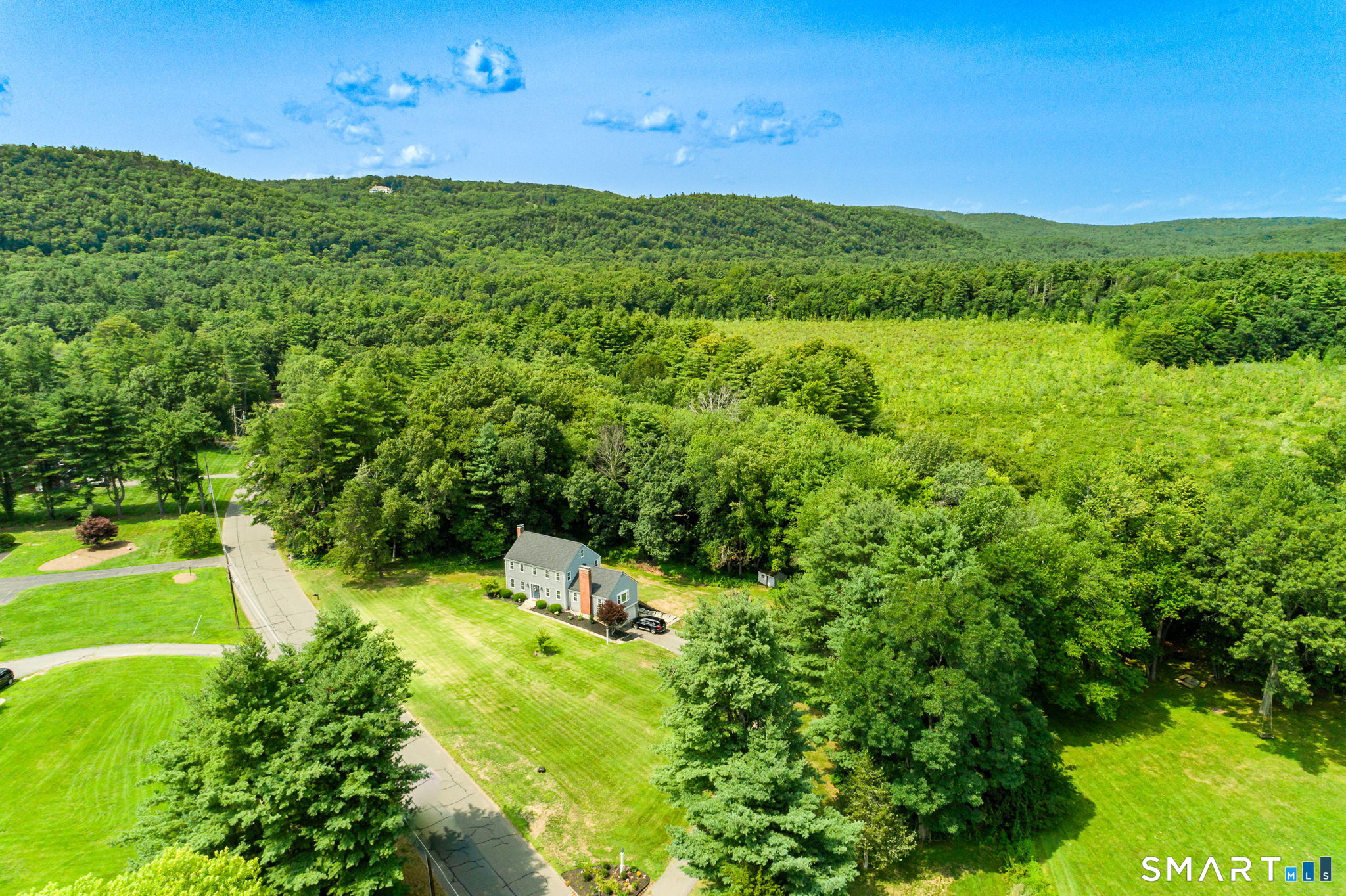 4 Lenora Drive Simsbury CT 06092