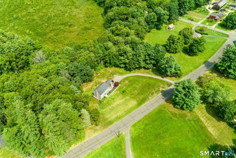 4 Lenora Drive Simsbury CT 06092