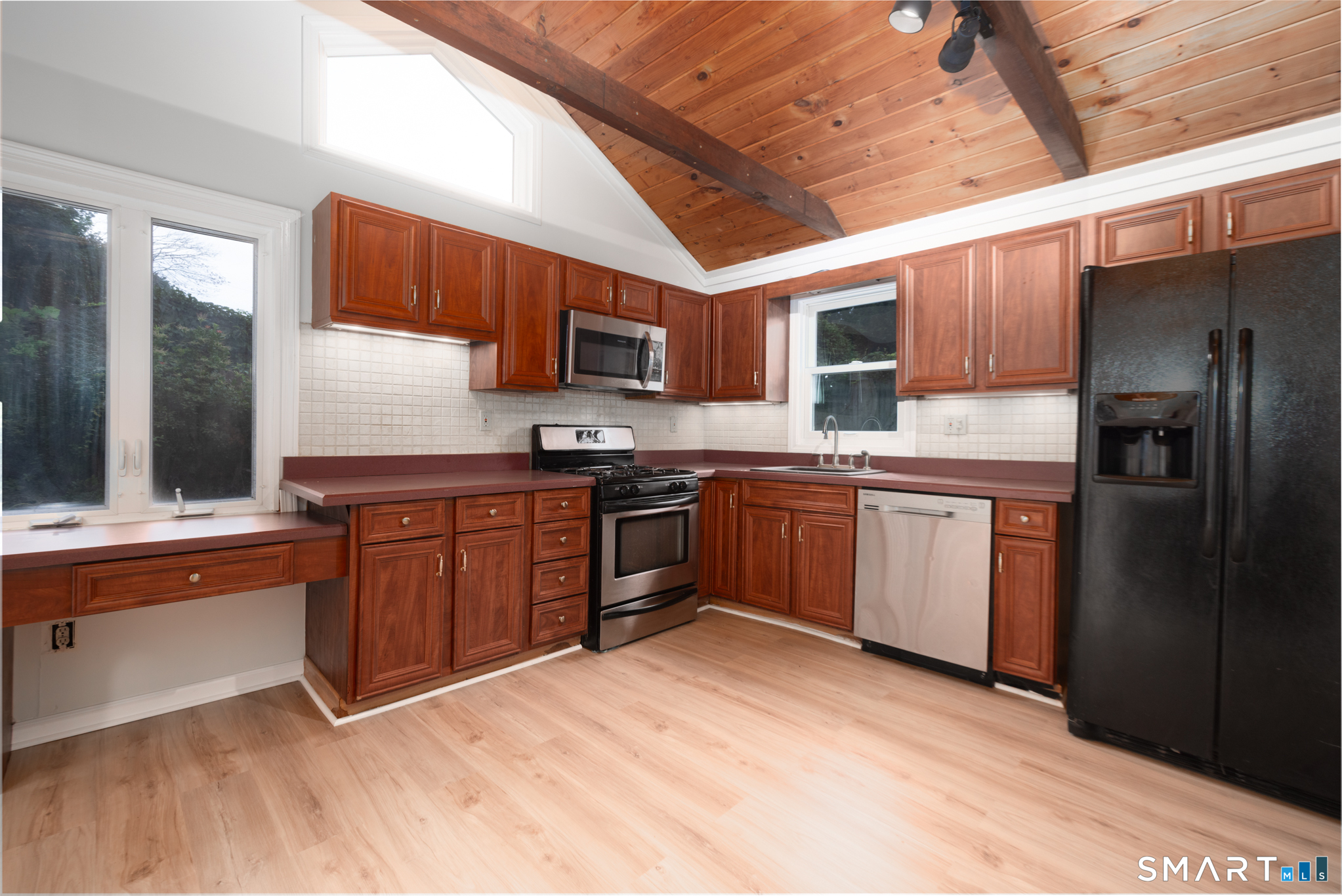 37 Vine Street Milford CT 06460