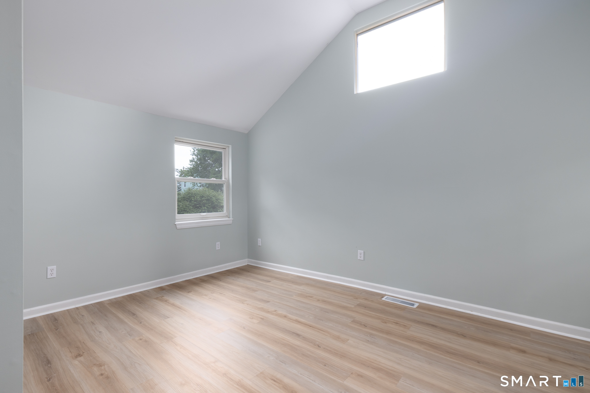 37 Vine Street Milford CT 06460