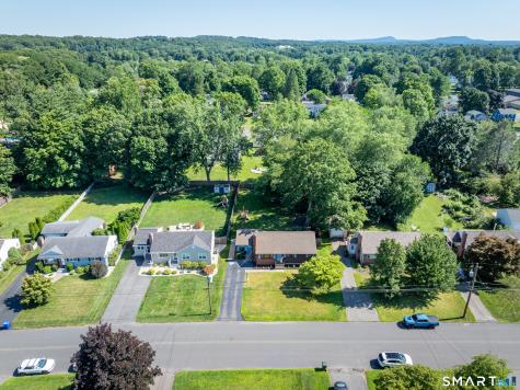 91 Lydall Road Newington CT 06111