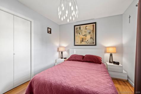 228 Reservoir Road Newington CT 06111