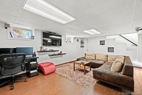 228 Reservoir Road Newington CT 06111