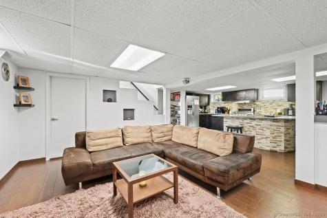 228 Reservoir Road Newington CT 06111